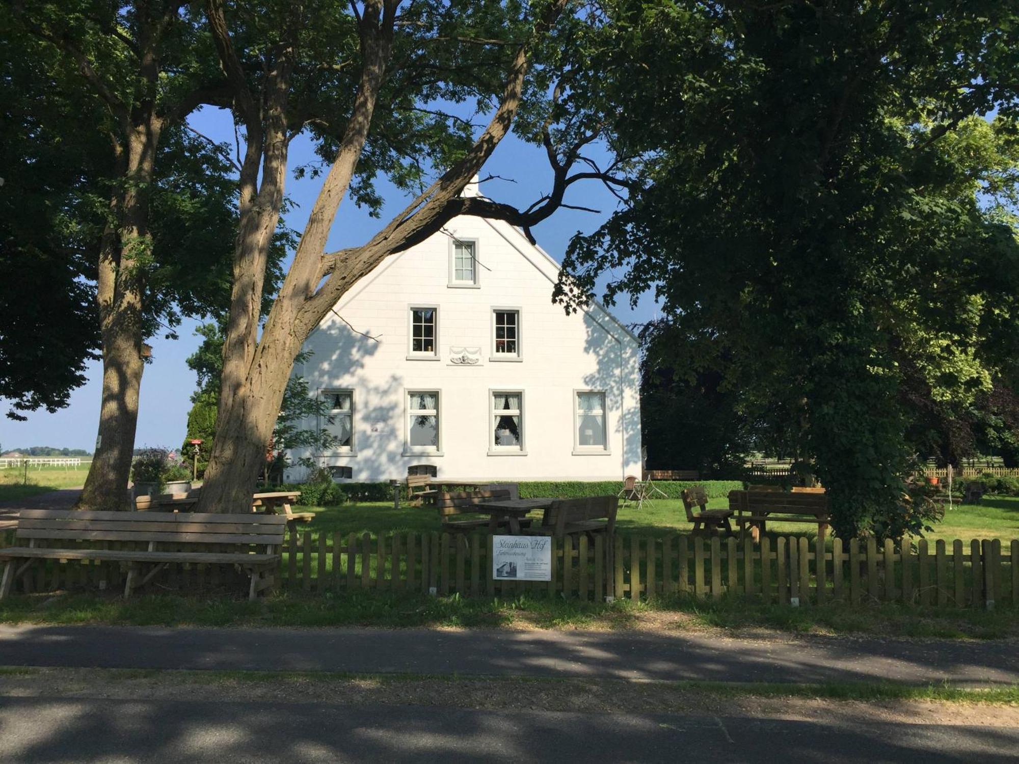 Steinhaus Hof Villa Bunde  Bagian luar foto