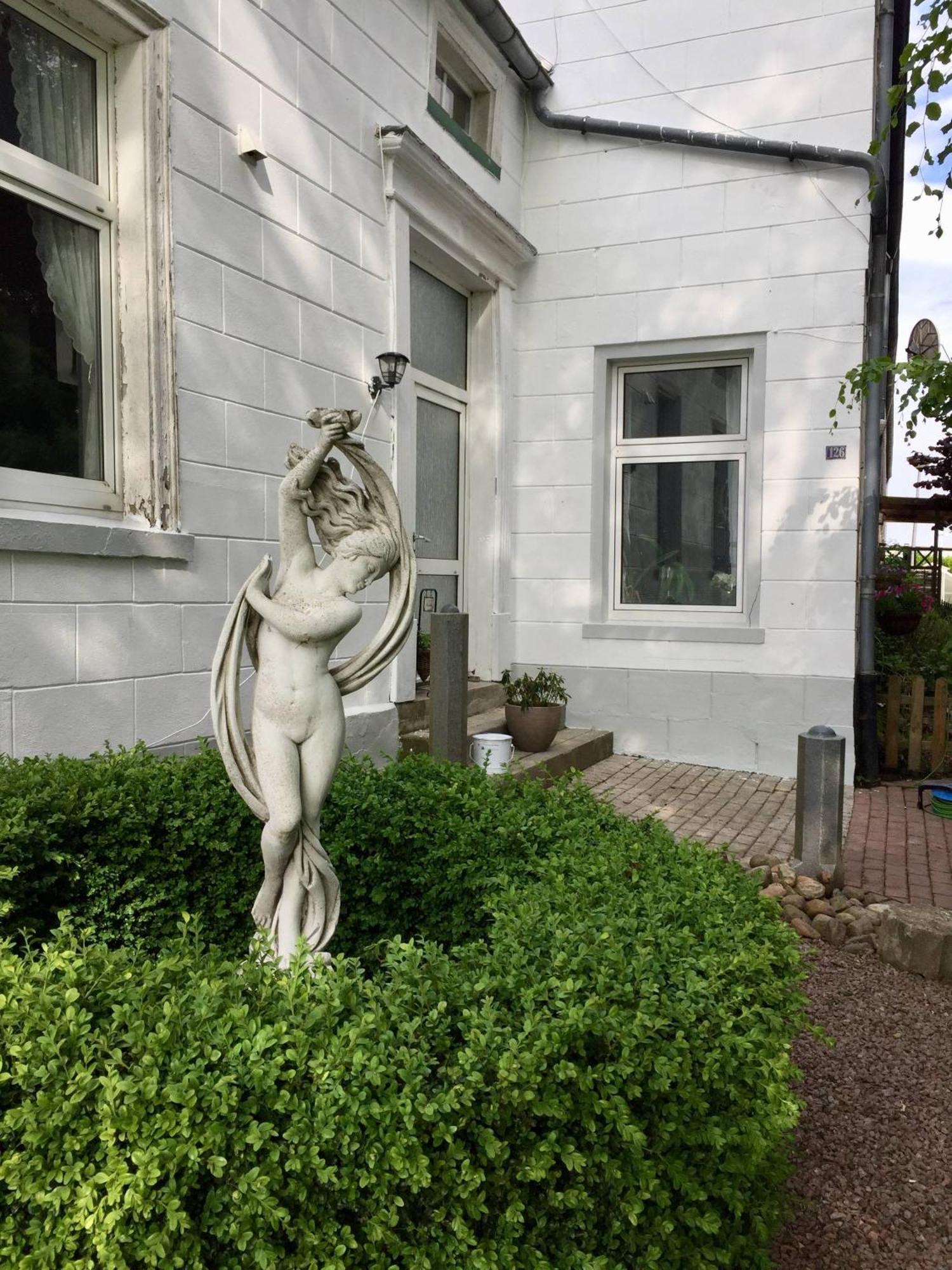 Steinhaus Hof Villa Bunde  Ruang foto
