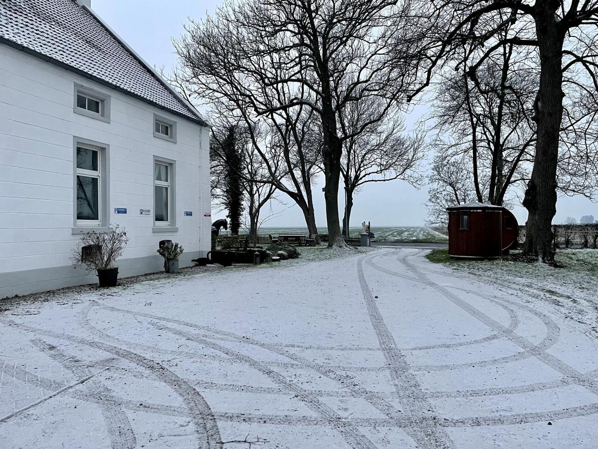 Steinhaus Hof Villa Bunde  Bagian luar foto
