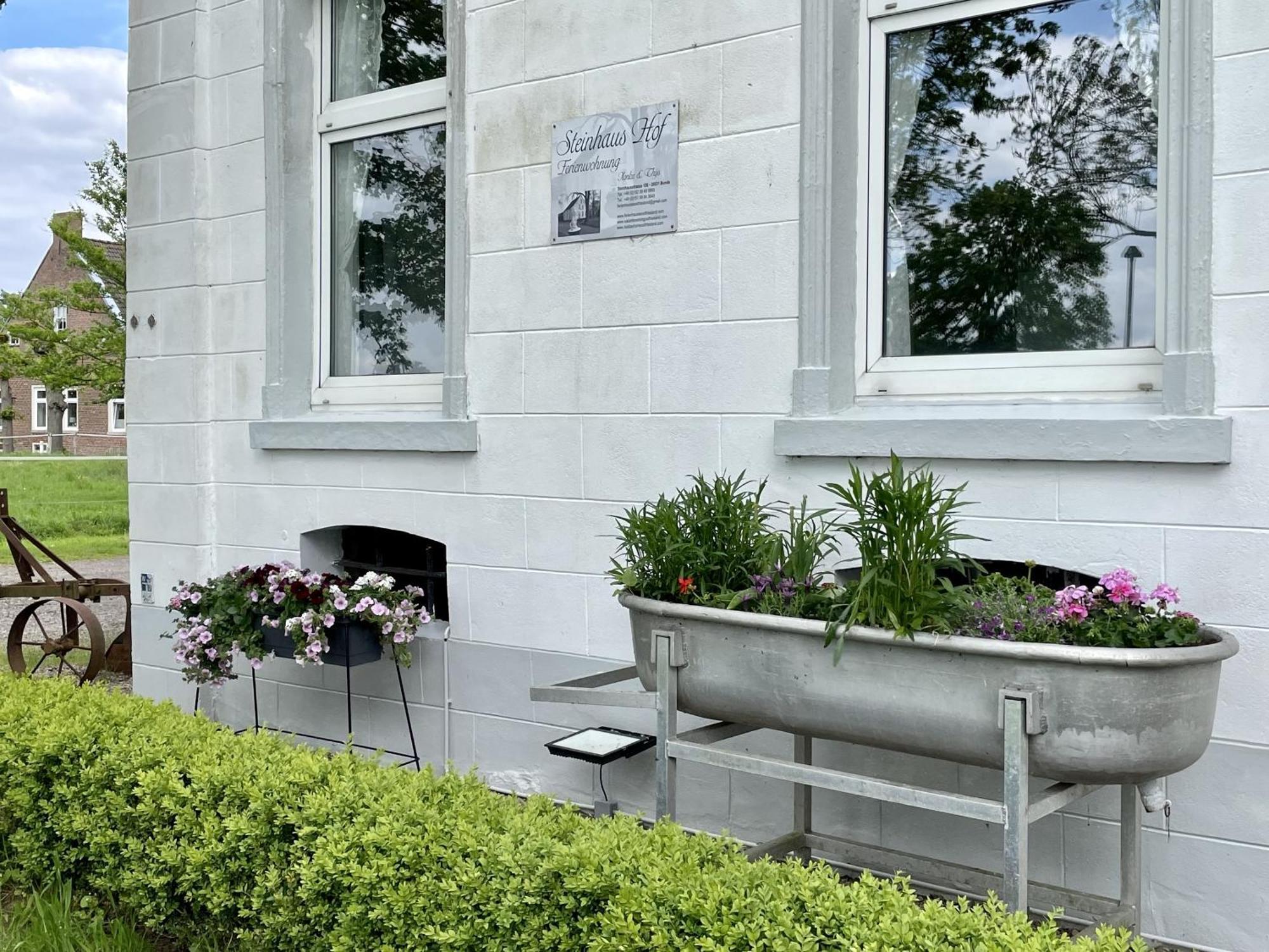 Steinhaus Hof Villa Bunde  Bagian luar foto