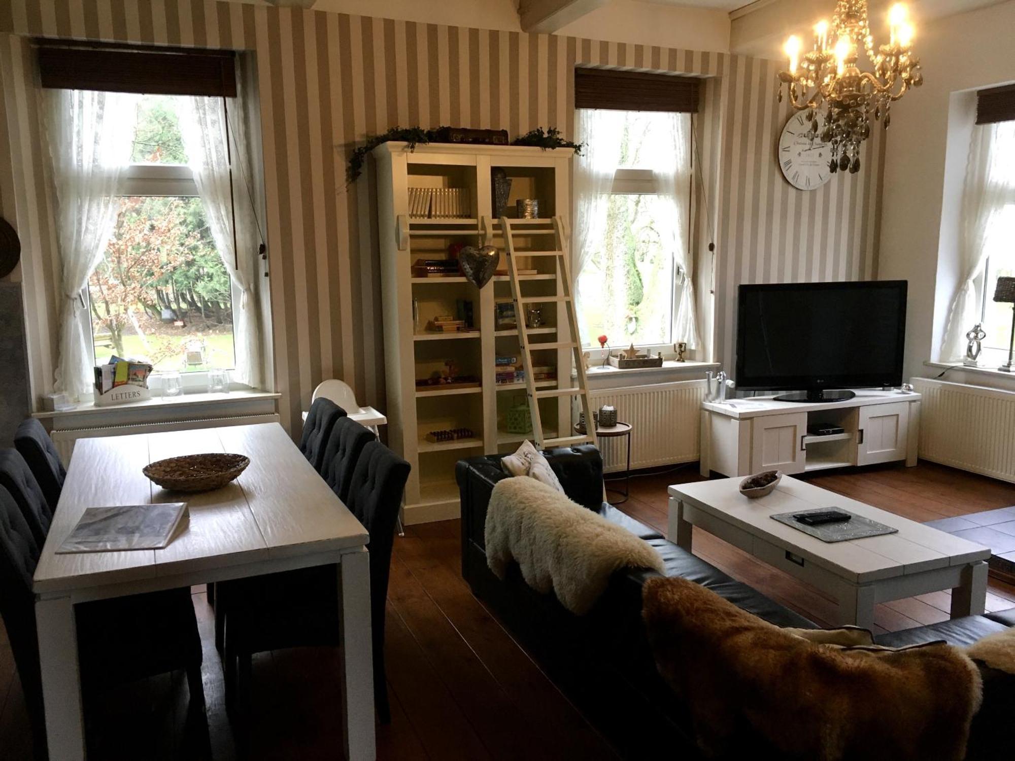 Steinhaus Hof Villa Bunde  Bagian luar foto