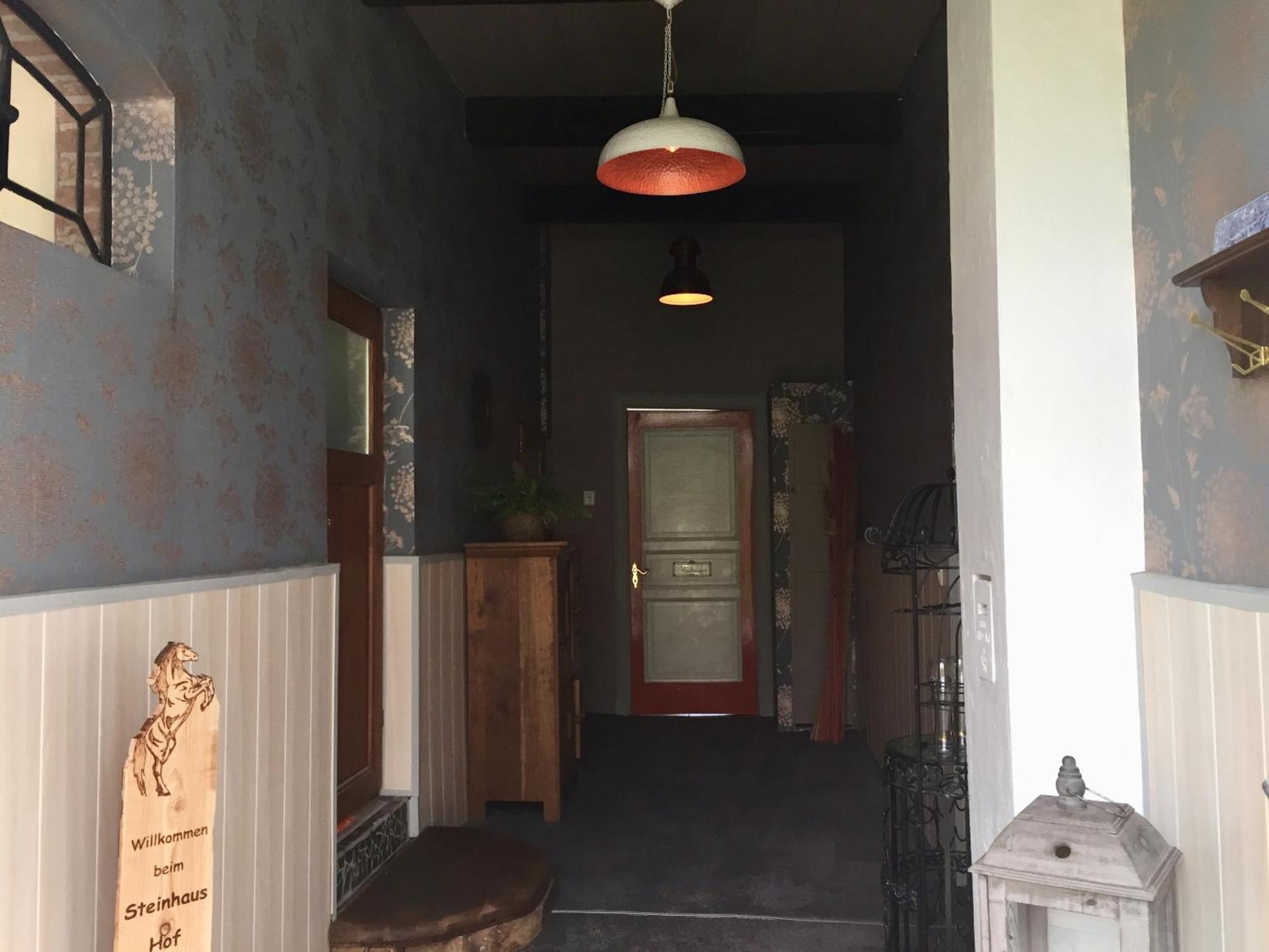 Steinhaus Hof Villa Bunde  Ruang foto