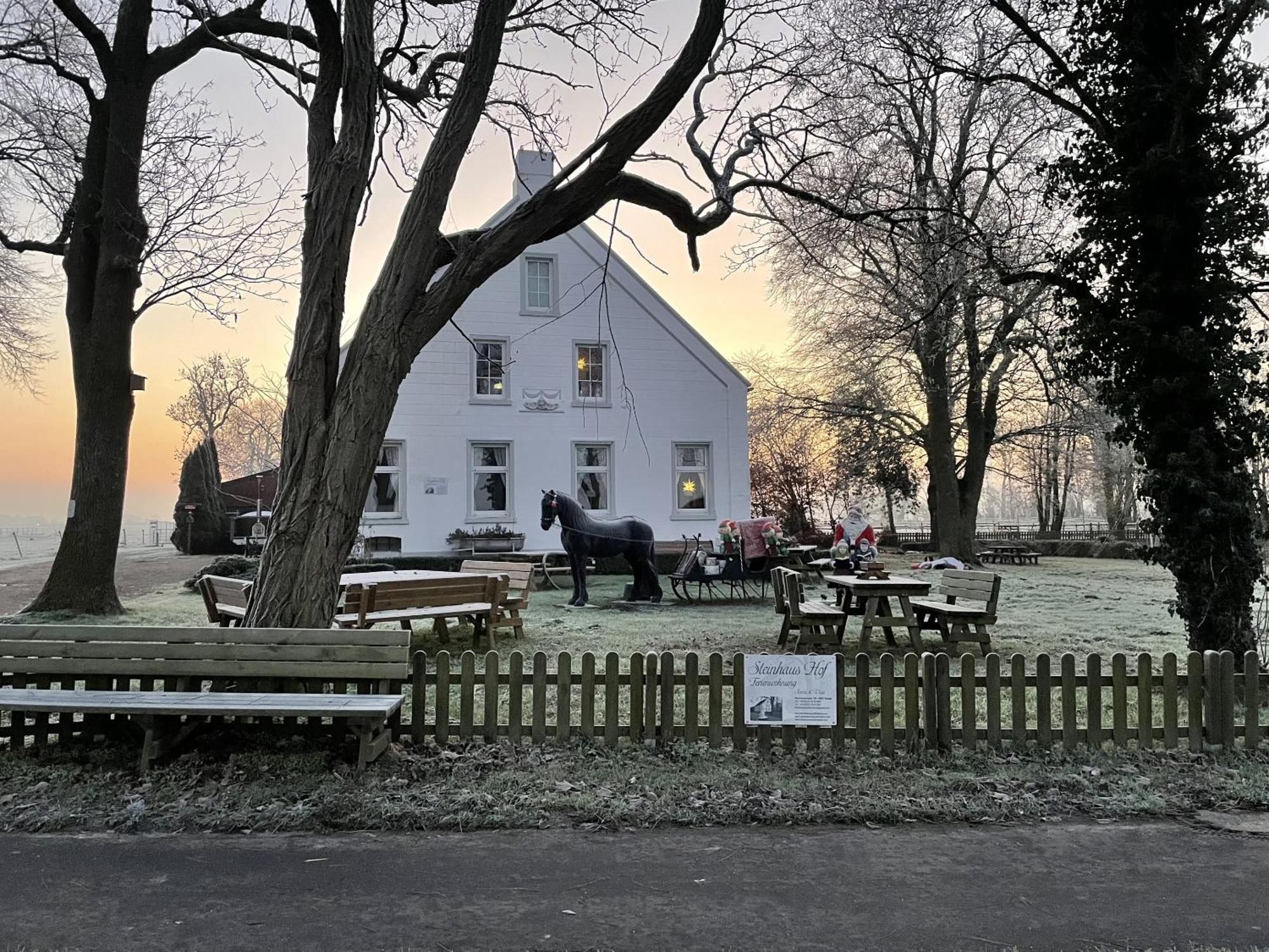 Steinhaus Hof Villa Bunde  Bagian luar foto